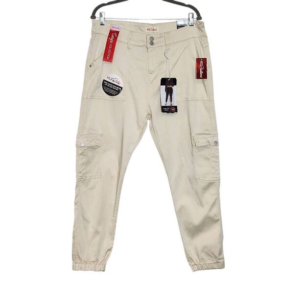 Red Bottoms Cream Cargo Joggers NWT Size 20 Cream Skinny Fit Joggers - Picture 1 of 12